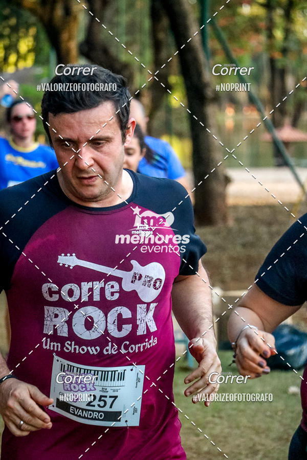 Buy your photos of the eventCorre pro Rock 2019 on Fotop