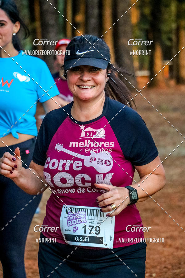 Buy your photos of the eventCorre pro Rock 2019 on Fotop