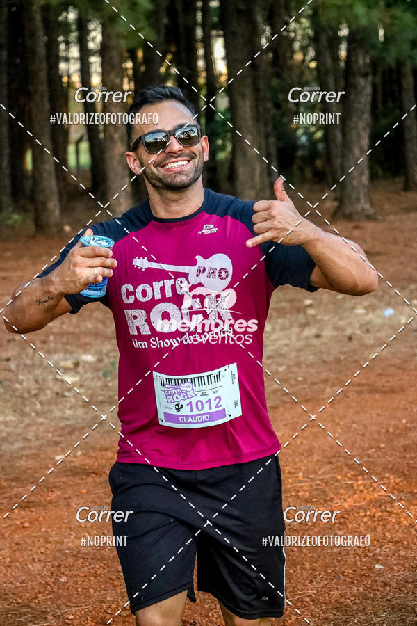 Buy your photos of the eventCorre pro Rock 2019 on Fotop