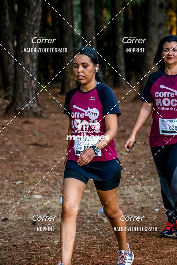 Buy your photos of the eventCorre pro Rock 2019 on Fotop