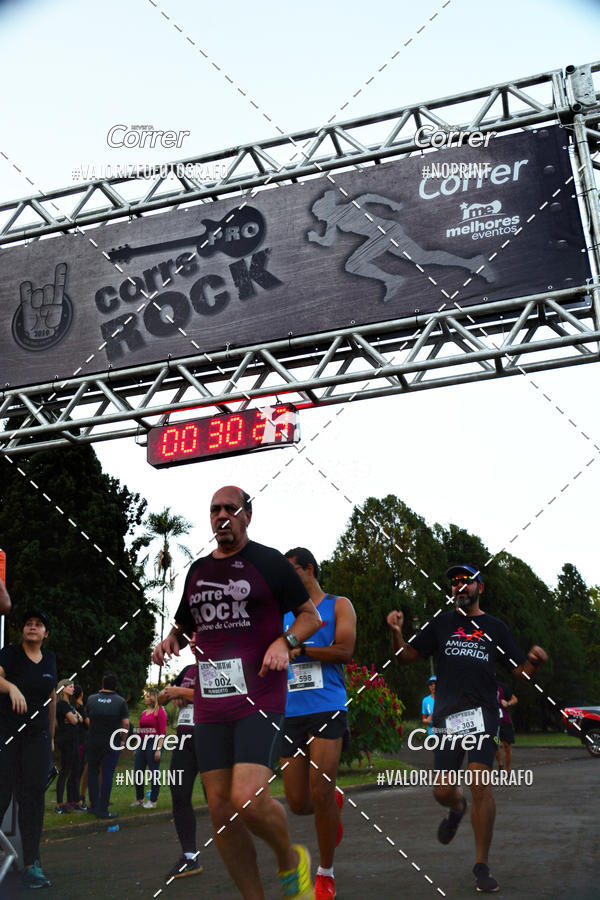 Buy your photos of the eventCorre pro Rock 2019 on Fotop