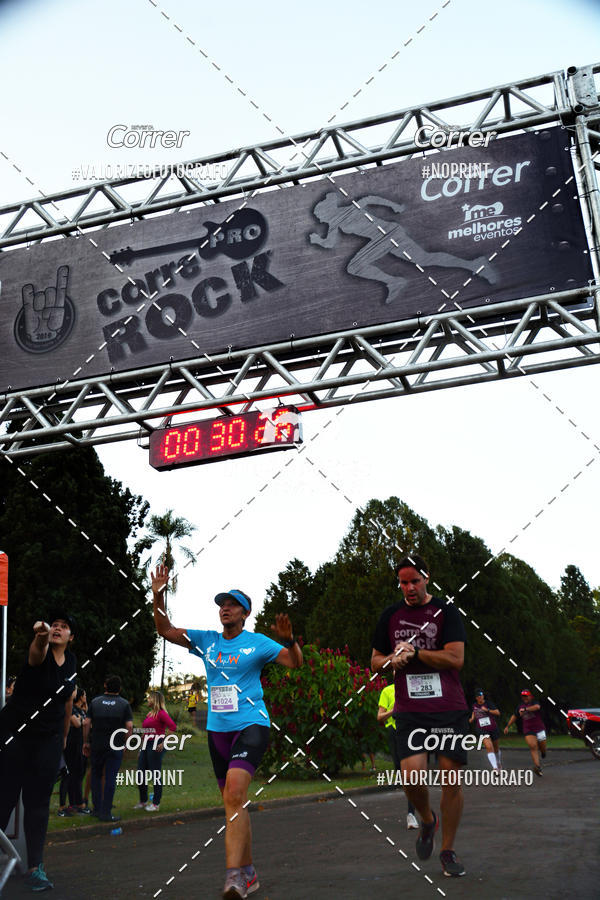 Buy your photos of the eventCorre pro Rock 2019 on Fotop