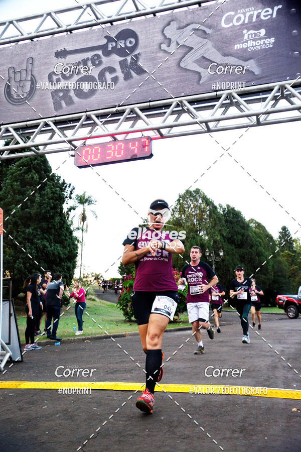 Buy your photos of the eventCorre pro Rock 2019 on Fotop