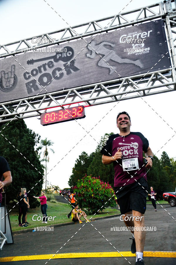 Buy your photos of the eventCorre pro Rock 2019 on Fotop