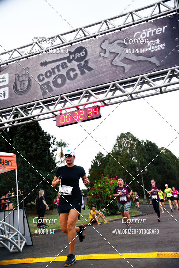 Buy your photos of the eventCorre pro Rock 2019 on Fotop