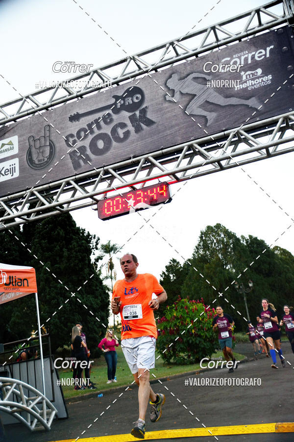 Buy your photos of the eventCorre pro Rock 2019 on Fotop