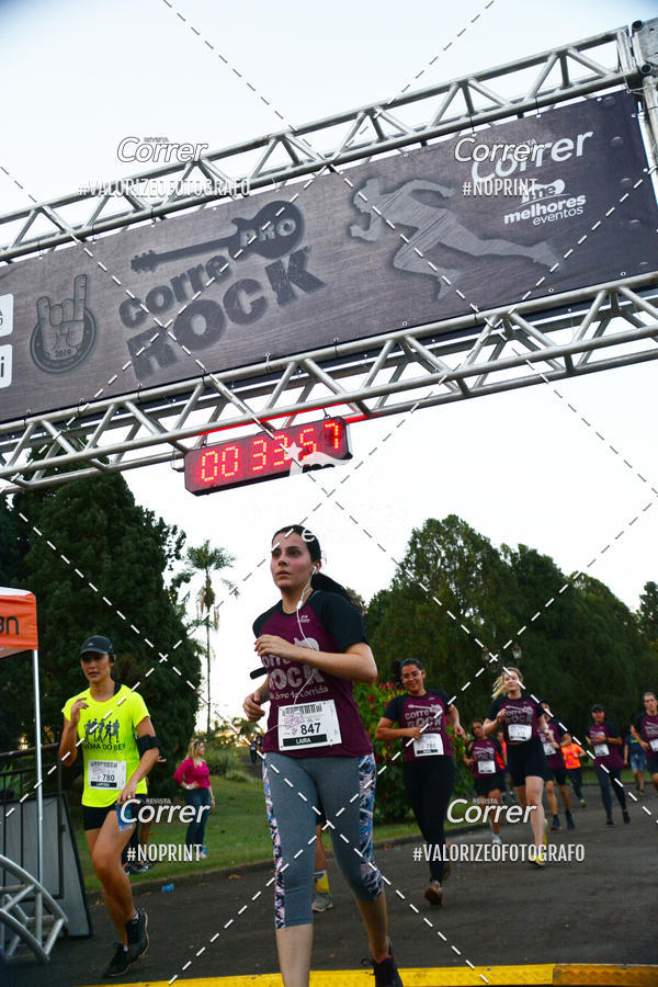 Buy your photos of the eventCorre pro Rock 2019 on Fotop