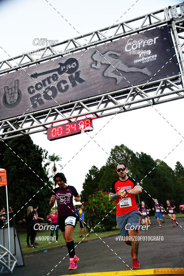 Buy your photos of the eventCorre pro Rock 2019 on Fotop