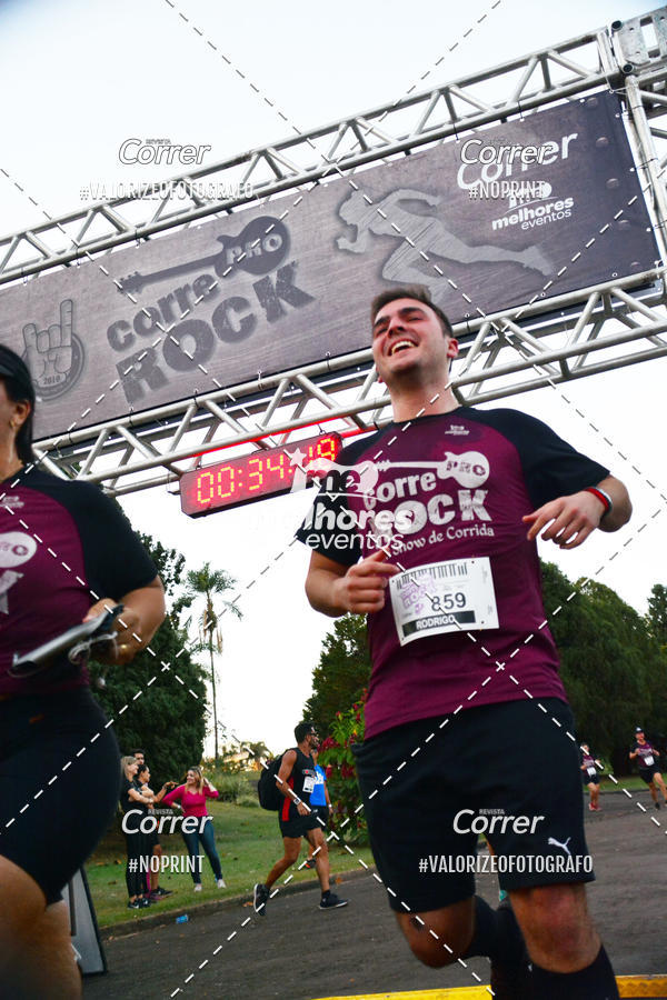 Buy your photos of the eventCorre pro Rock 2019 on Fotop