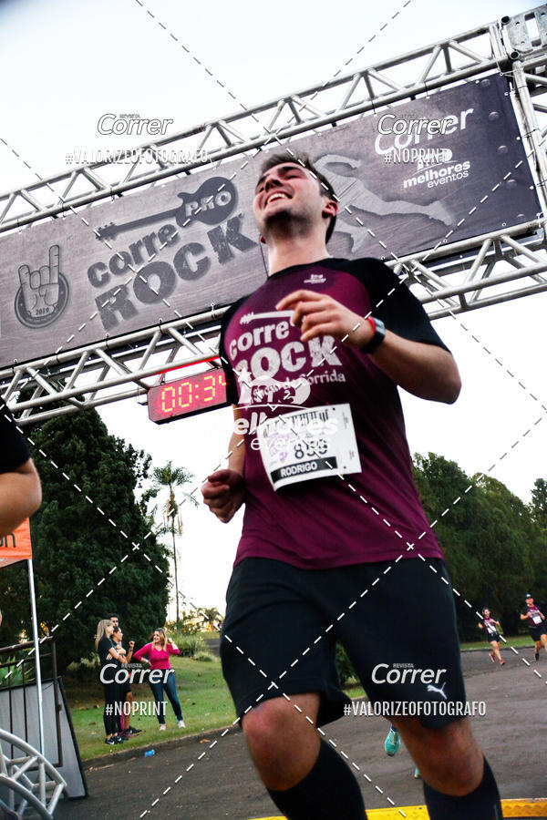 Buy your photos of the eventCorre pro Rock 2019 on Fotop