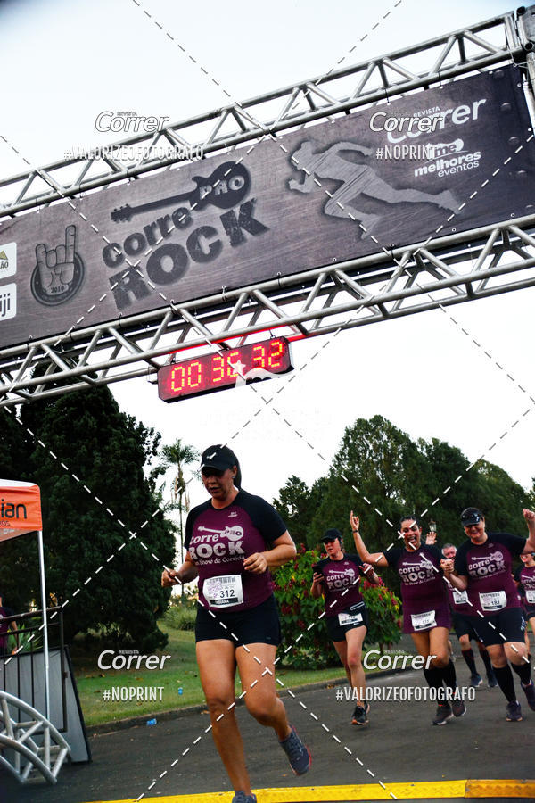 Buy your photos of the eventCorre pro Rock 2019 on Fotop