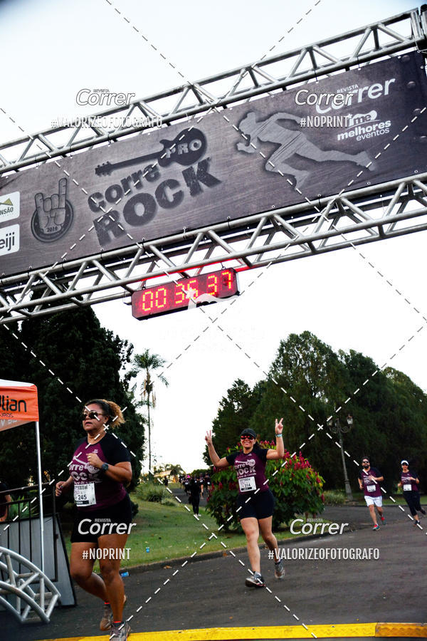 Buy your photos of the eventCorre pro Rock 2019 on Fotop