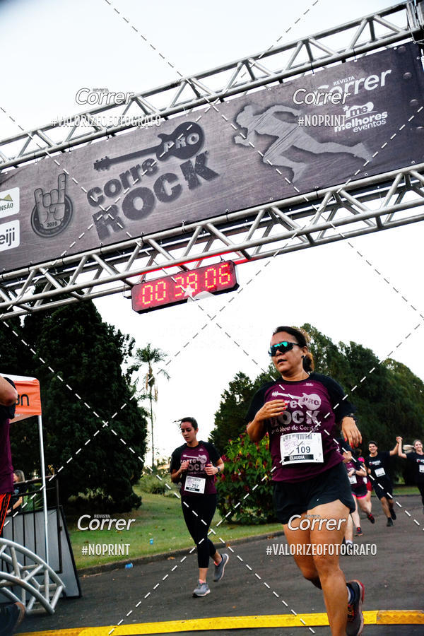 Buy your photos of the eventCorre pro Rock 2019 on Fotop