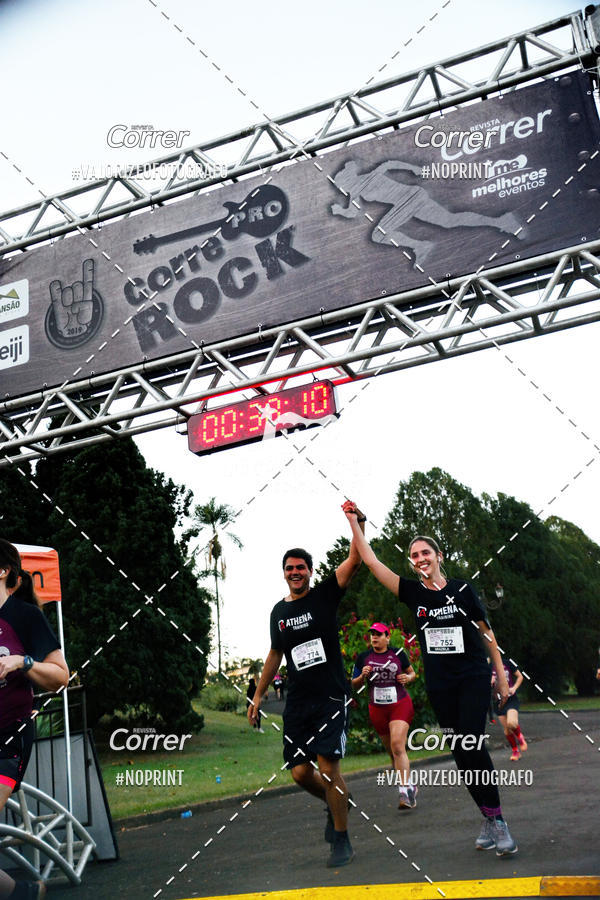 Buy your photos of the eventCorre pro Rock 2019 on Fotop