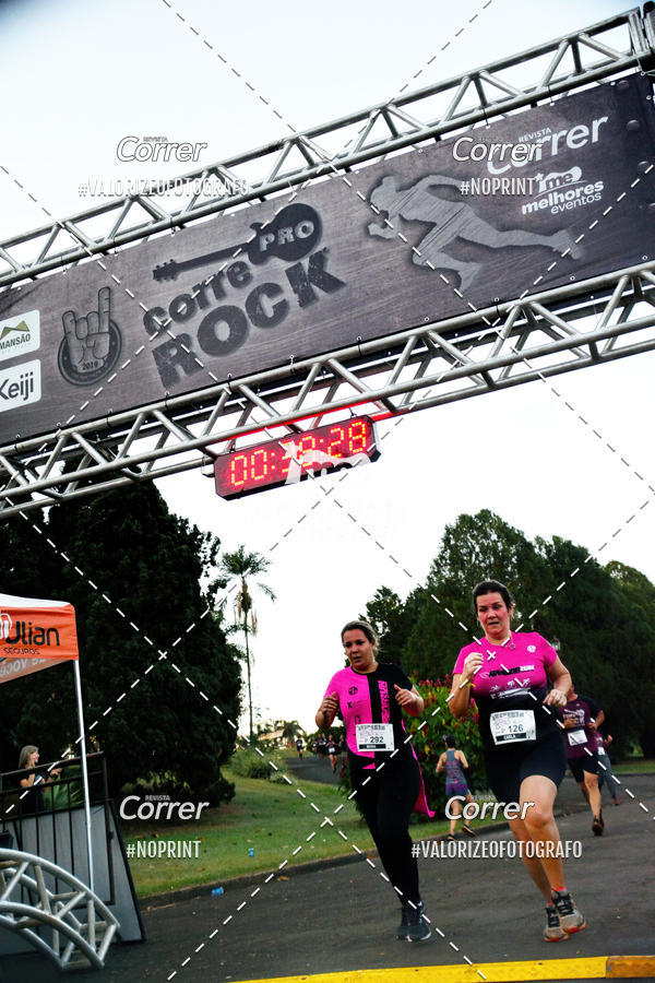 Buy your photos of the eventCorre pro Rock 2019 on Fotop