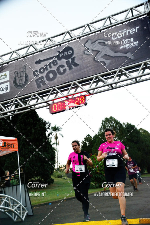 Buy your photos of the eventCorre pro Rock 2019 on Fotop
