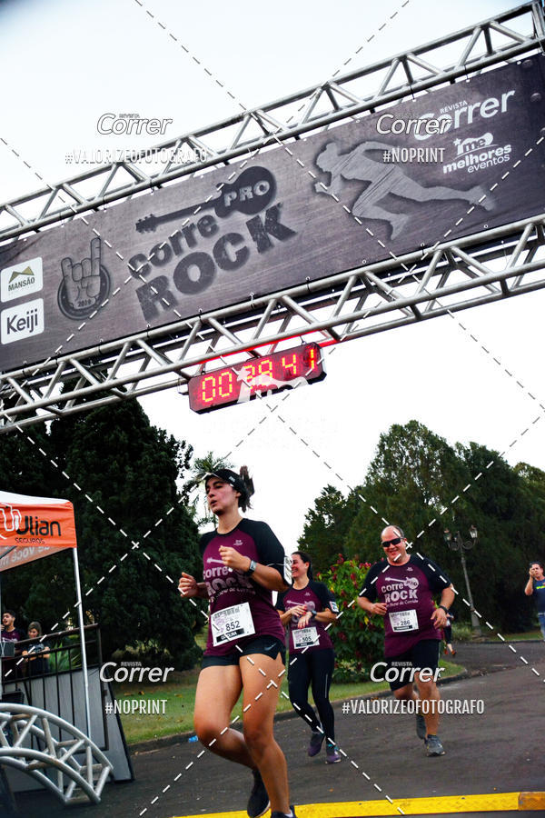 Buy your photos of the eventCorre pro Rock 2019 on Fotop