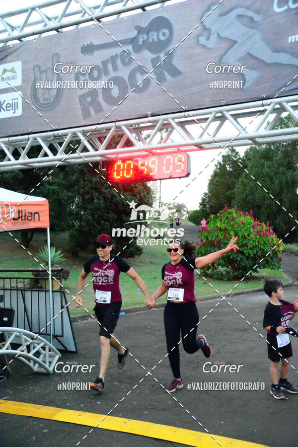Buy your photos of the eventCorre pro Rock 2019 on Fotop