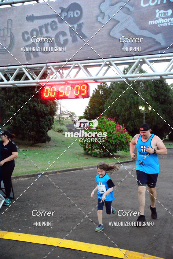 Buy your photos of the eventCorre pro Rock 2019 on Fotop