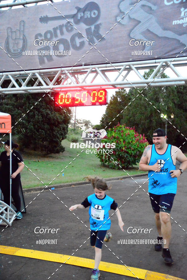 Buy your photos of the eventCorre pro Rock 2019 on Fotop