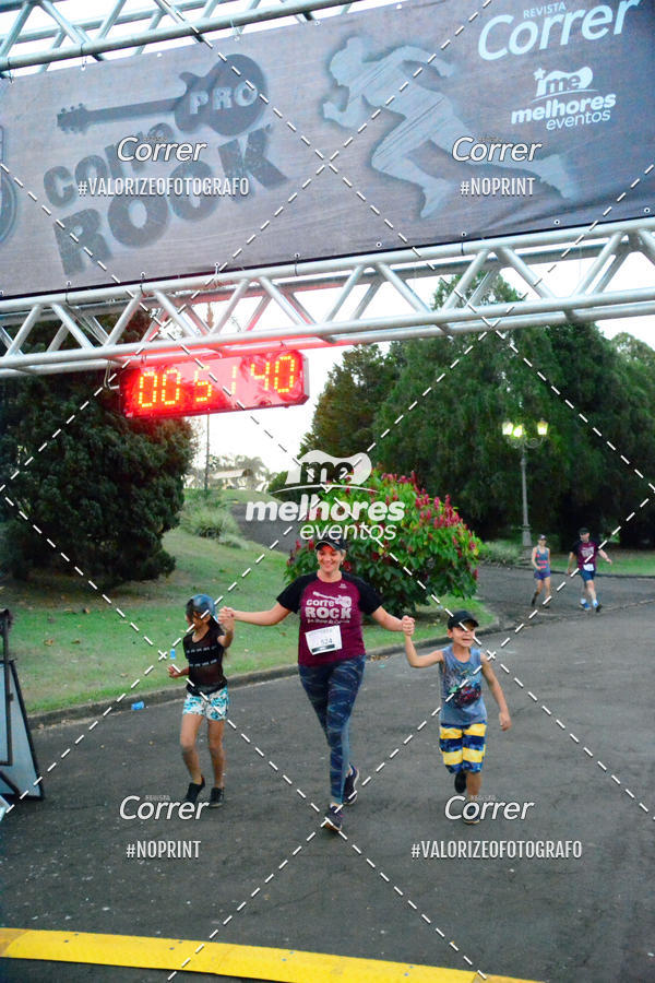 Buy your photos of the eventCorre pro Rock 2019 on Fotop