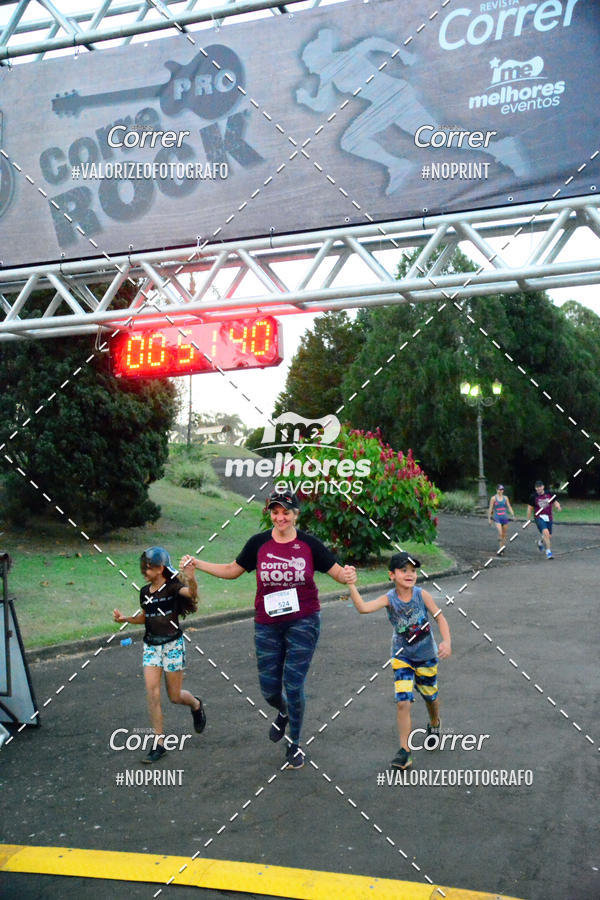 Buy your photos of the eventCorre pro Rock 2019 on Fotop