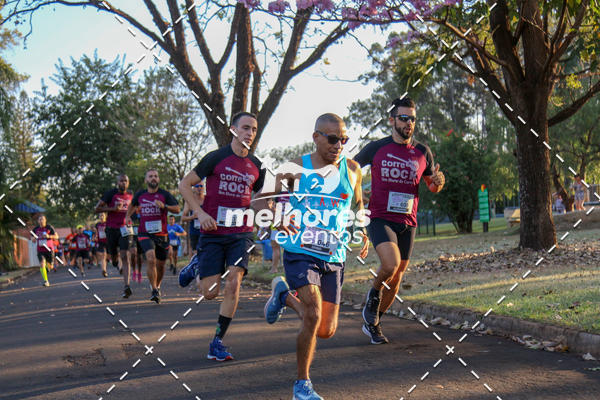 Buy your photos of the eventCorre pro Rock 2019 on Fotop