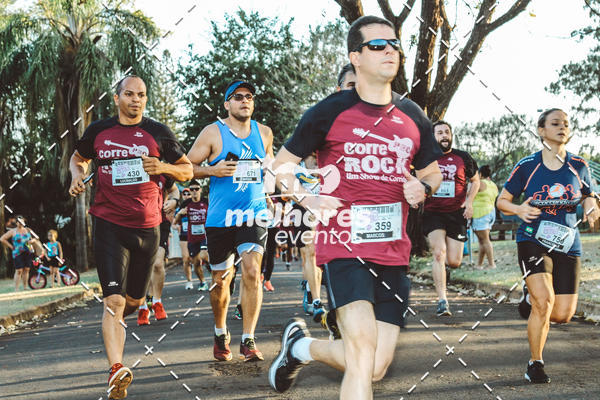 Buy your photos of the eventCorre pro Rock 2019 on Fotop