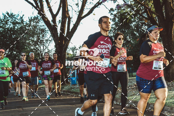 Buy your photos of the eventCorre pro Rock 2019 on Fotop