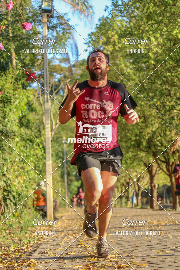 Buy your photos of the eventCorre pro Rock 2019 on Fotop