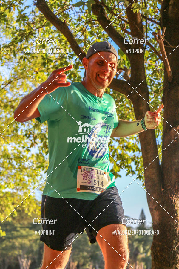 Buy your photos of the eventCorre pro Rock 2019 on Fotop