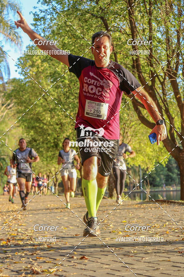 Buy your photos of the eventCorre pro Rock 2019 on Fotop