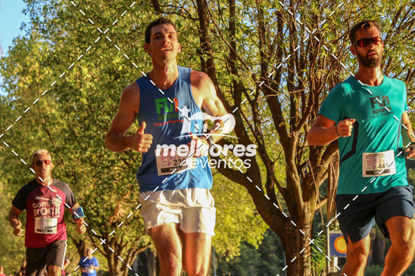 Buy your photos of the eventCorre pro Rock 2019 on Fotop