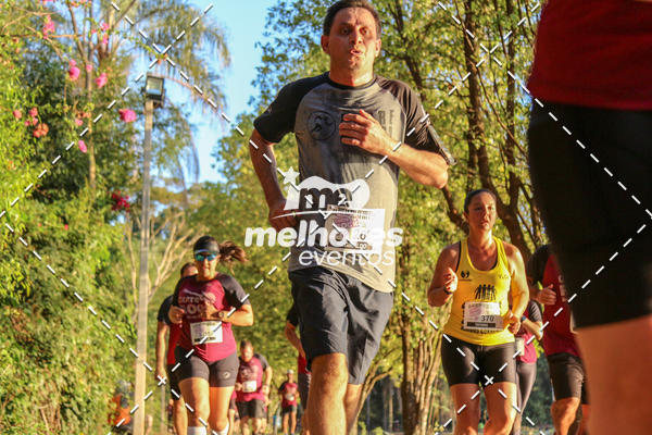 Buy your photos of the eventCorre pro Rock 2019 on Fotop