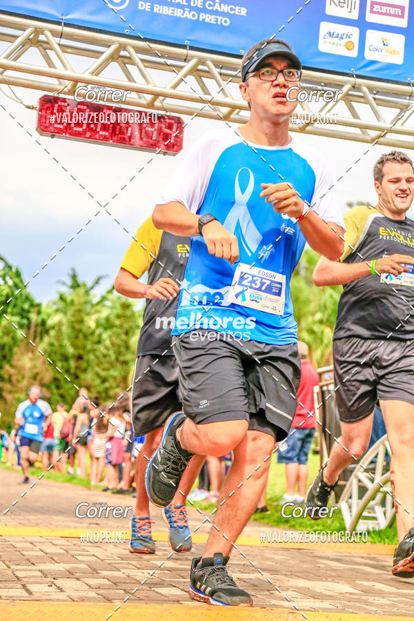 Buy your photos of the eventNOVEMBRO AZUL on Fotop