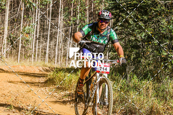 Buy your photos of the event16 Edio Maratona 100Km Canaviais on Fotop