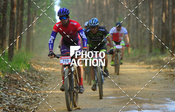 Buy your photos of the event16 Edio Maratona 100Km Canaviais on Fotop