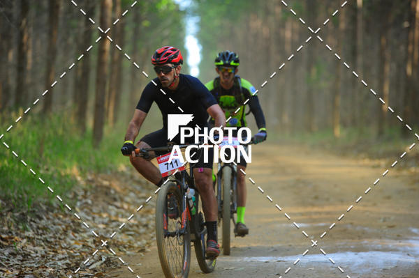 Buy your photos of the event16 Edio Maratona 100Km Canaviais on Fotop
