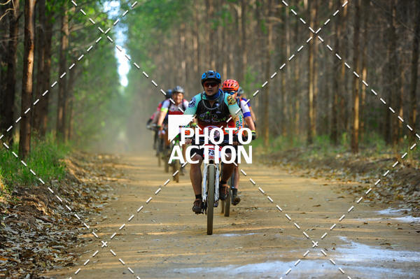 Buy your photos of the event16 Edio Maratona 100Km Canaviais on Fotop
