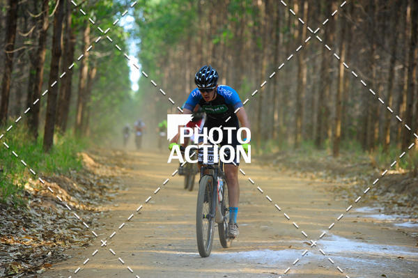 Buy your photos of the event16 Edio Maratona 100Km Canaviais on Fotop