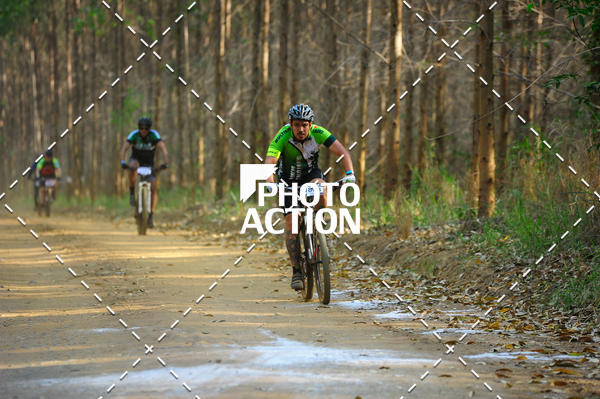 Buy your photos of the event16 Edio Maratona 100Km Canaviais on Fotop