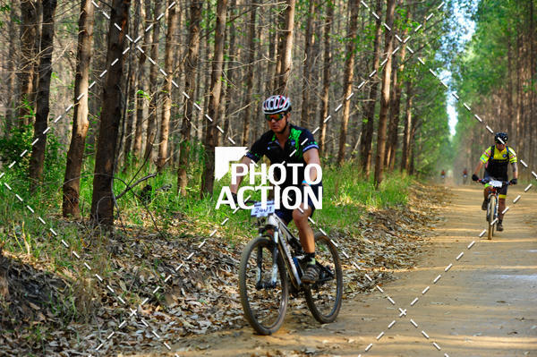 Buy your photos of the event16 Edio Maratona 100Km Canaviais on Fotop