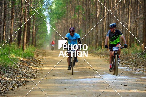 Buy your photos of the event16 Edio Maratona 100Km Canaviais on Fotop