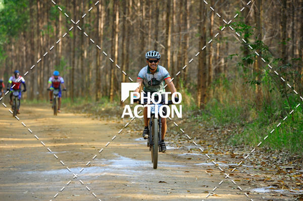 Buy your photos of the event16 Edio Maratona 100Km Canaviais on Fotop