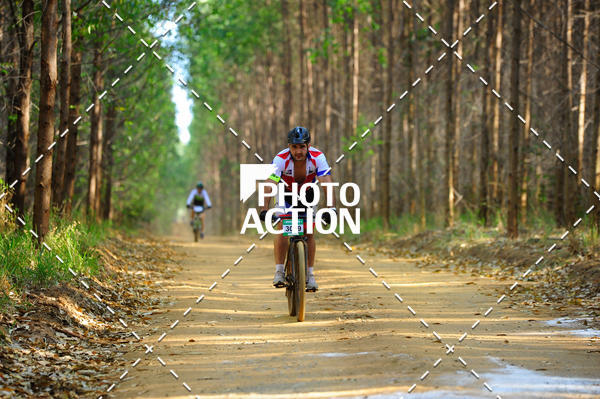 Buy your photos of the event16 Edio Maratona 100Km Canaviais on Fotop
