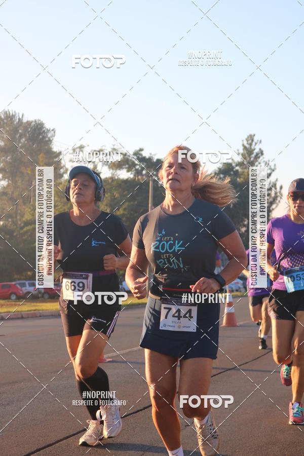 Buy your photos of the eventCORRIDA FENAE DO PESSOAL DA CAIXA on Fotop