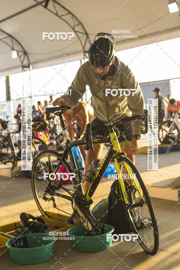 Buy your photos of the eventCrono Series - Triathlon: Short e Olmpico & Long Triathlon on Fotop