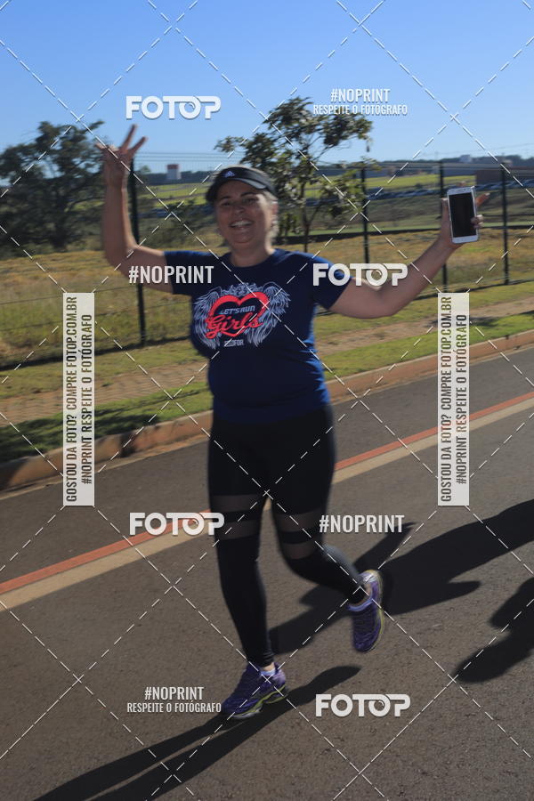 Buy your photos of the eventTreino Lets Run Girls - Limeira on Fotop