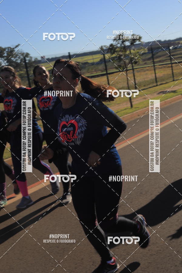 Buy your photos of the eventTreino Lets Run Girls - Limeira on Fotop