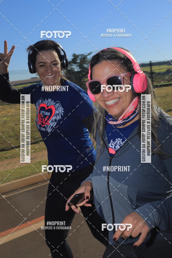 Buy your photos of the eventTreino Lets Run Girls - Limeira on Fotop